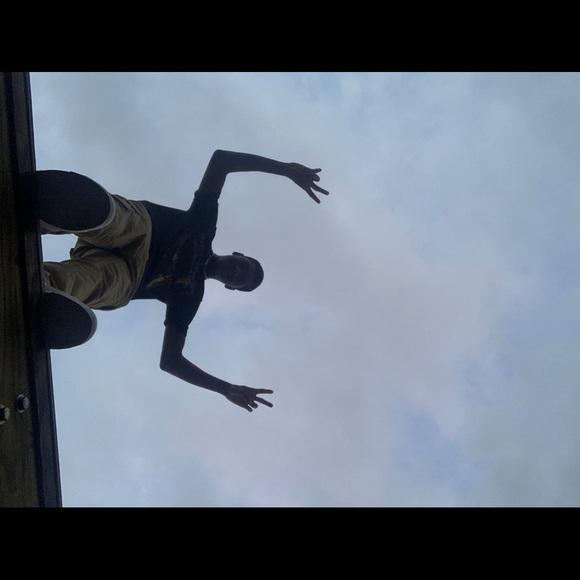 Meet your Posher, Mekhi - Picture 3 of 3